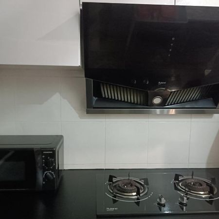 In Homestay Corner Batu Pahat Exterior foto