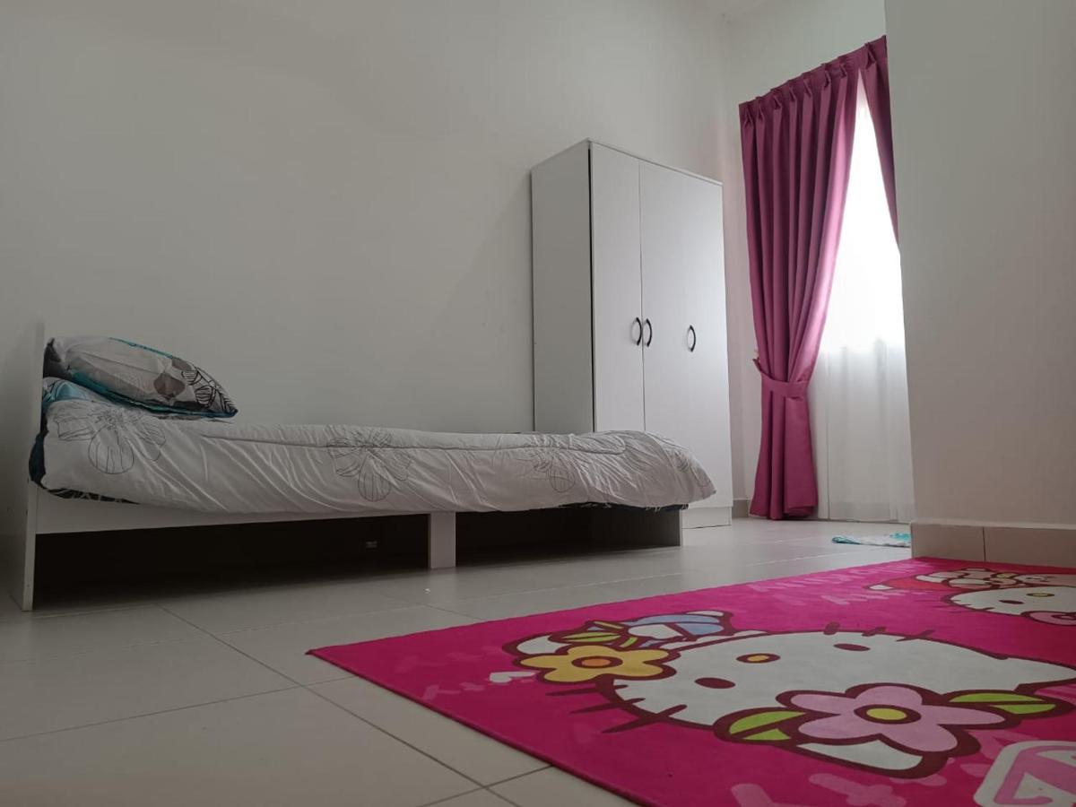 In Homestay Corner Batu Pahat Exterior foto