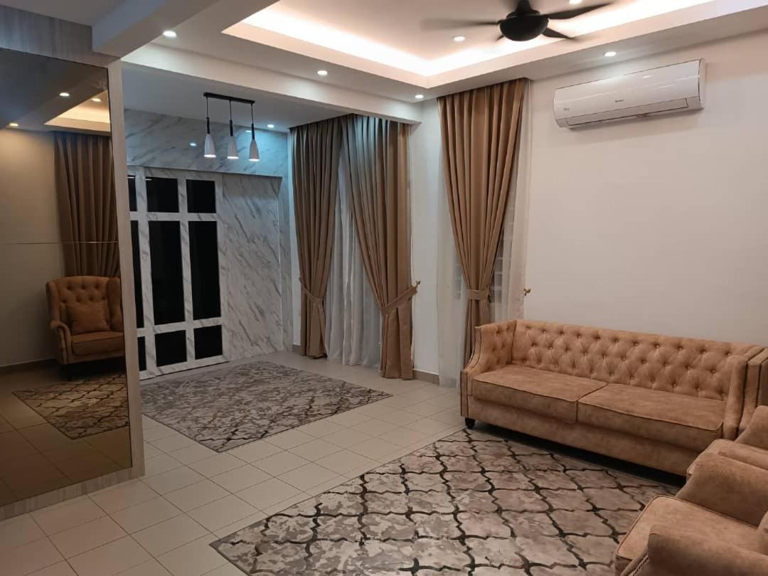 In Homestay Corner Batu Pahat Exterior foto