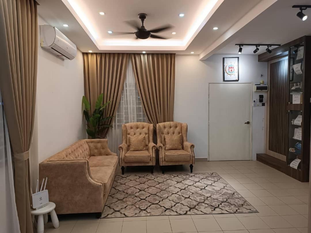 In Homestay Corner Batu Pahat Exterior foto
