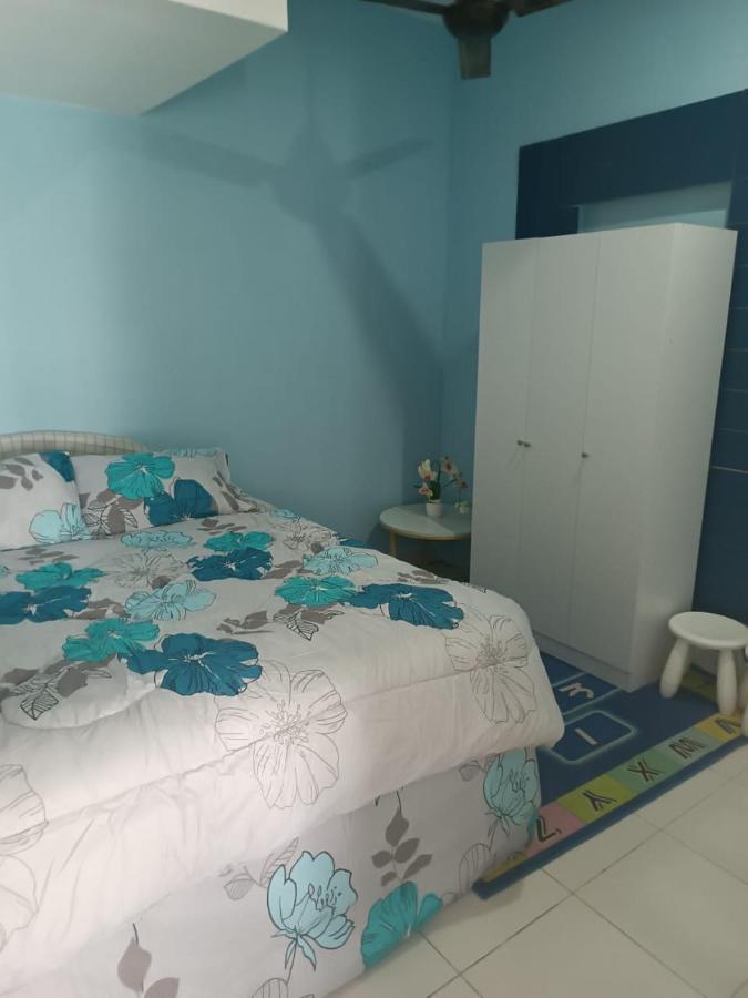 In Homestay Corner Batu Pahat Exterior foto