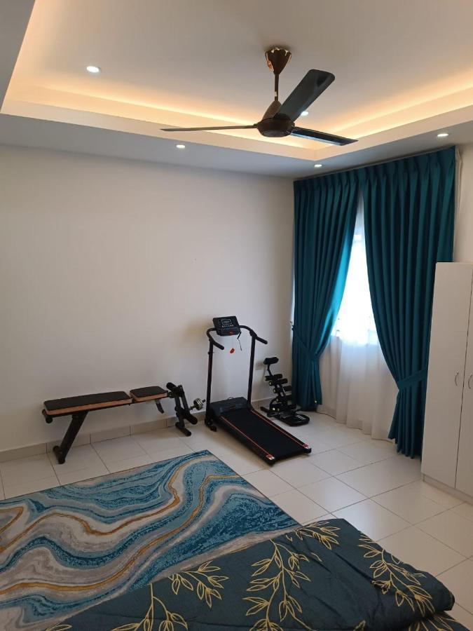 In Homestay Corner Batu Pahat Exterior foto